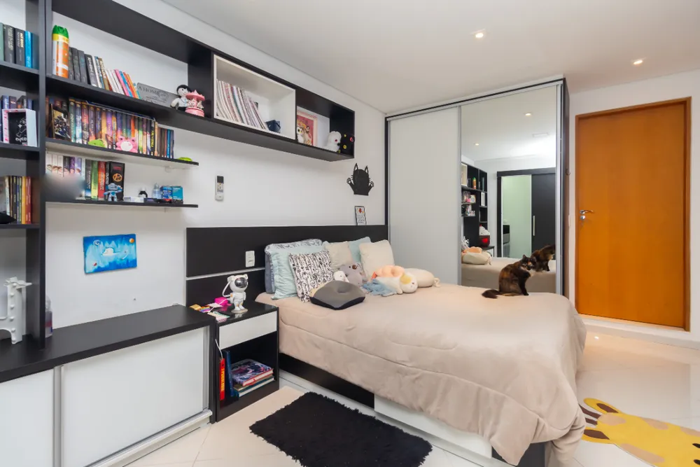 Casa, 4 quartos, 210 m² - Foto 1