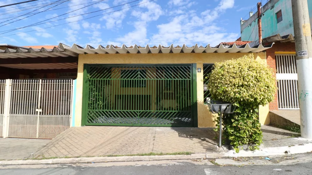 Casa à venda com 4 quartos, 188m² - Foto 1