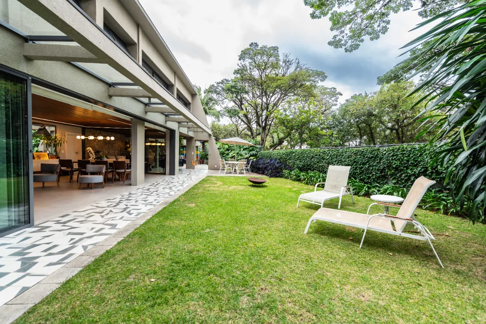Casa, 5 quartos, 629 m² - Foto 1