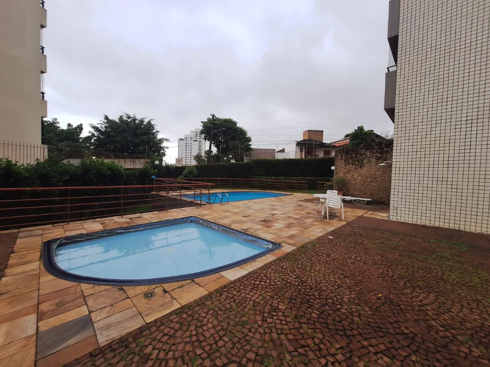 Apartamento, 3 quartos, 229 m² - Foto 2