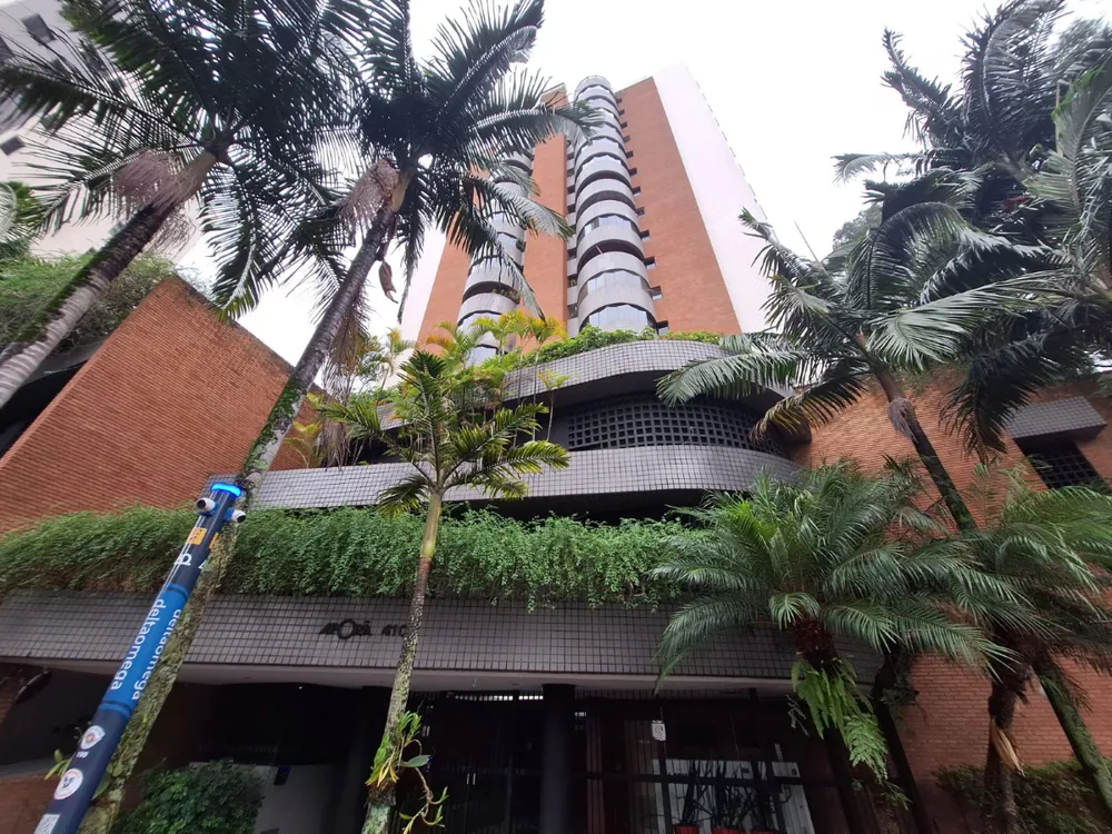 Apartamento, 3 quartos, 229 m² - Foto 1