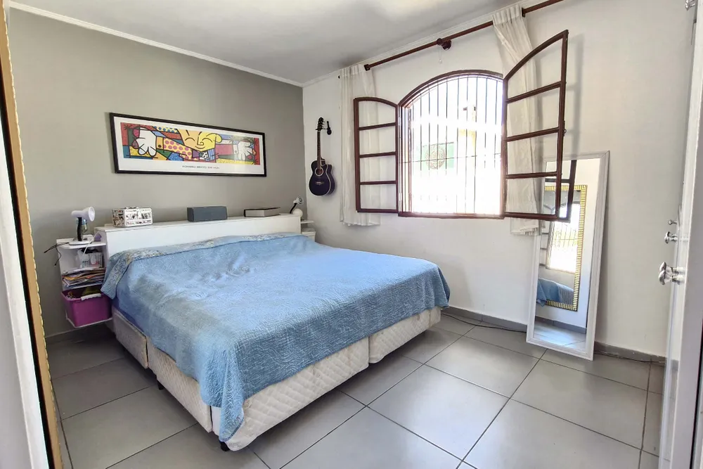Casa, 3 quartos, 215 m² - Foto 4