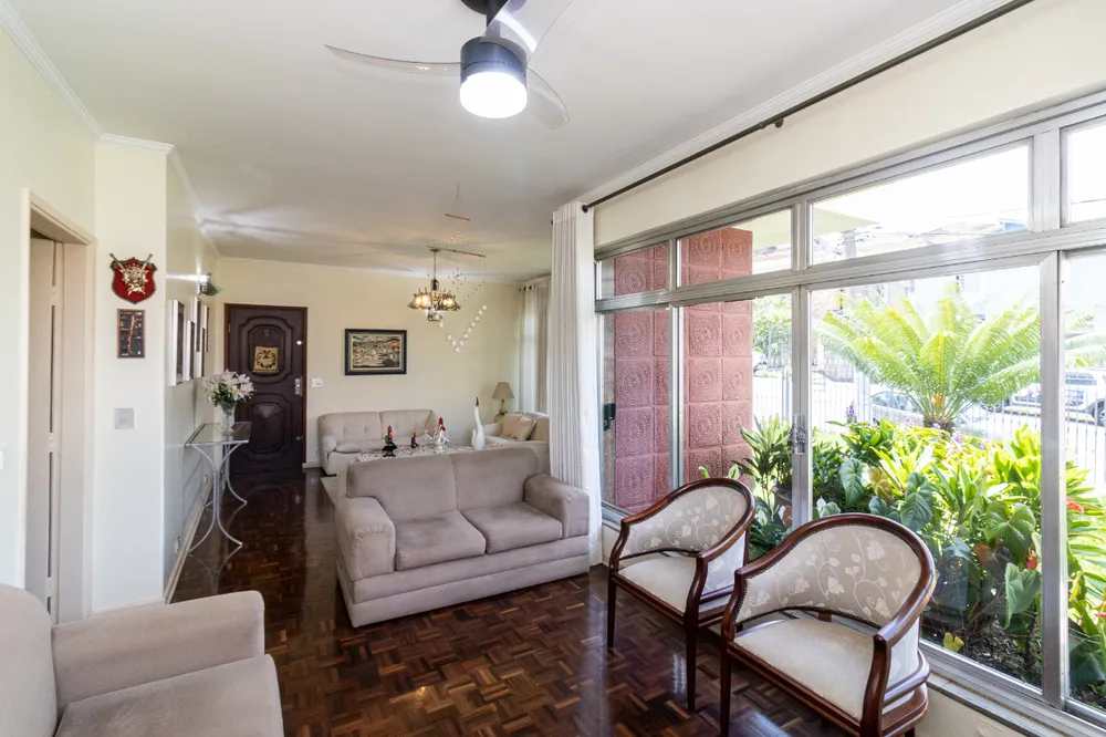 Casa, 3 quartos, 318 m² - Foto 1