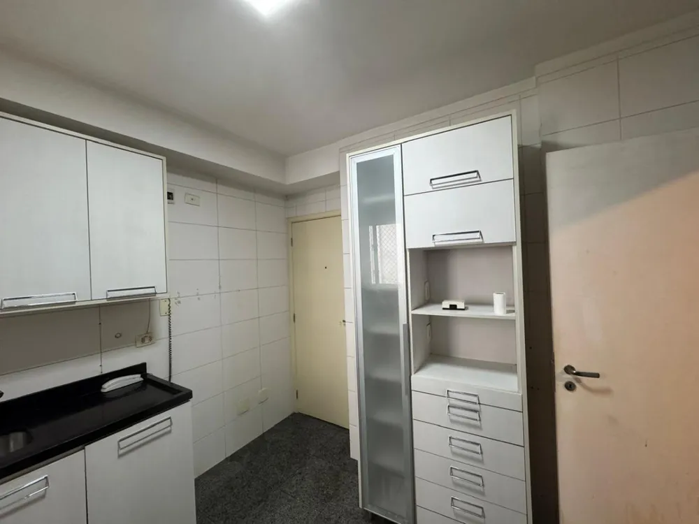 Apartamento, 3 quartos, 211 m² - Foto 8