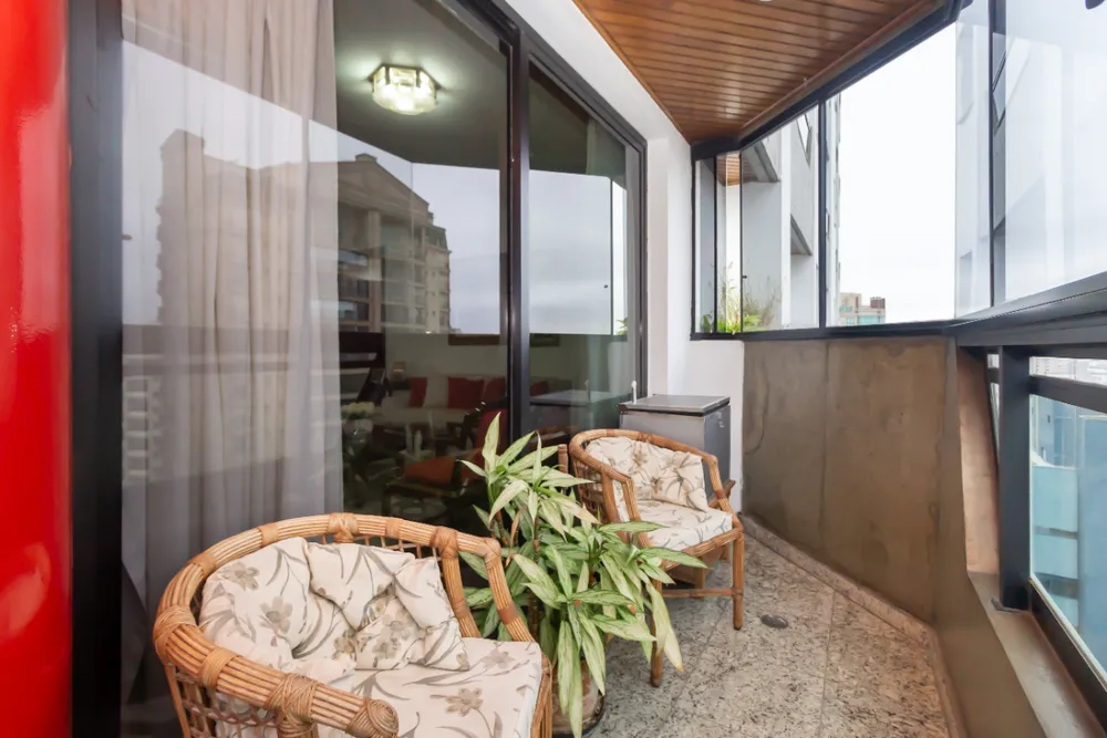 Apartamento, 3 quartos, 230 m² - Foto 4