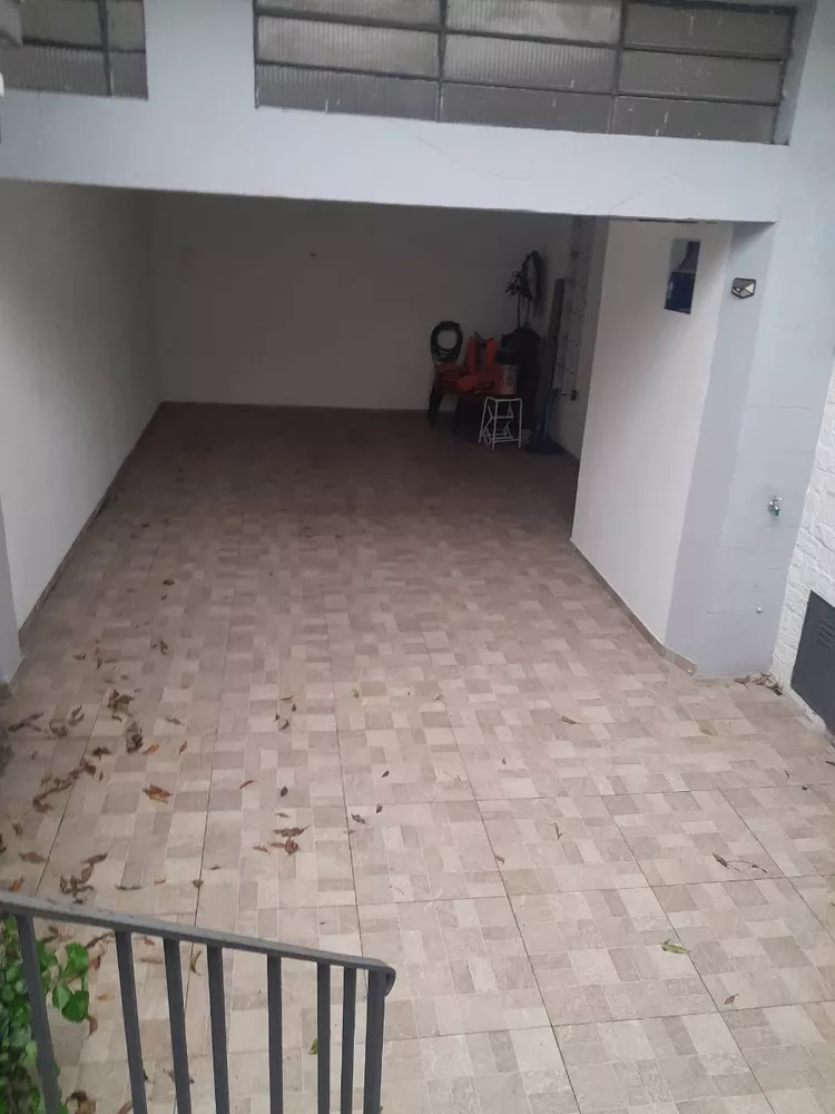 Sobrado à venda com 4 quartos, 166m² - Foto 1