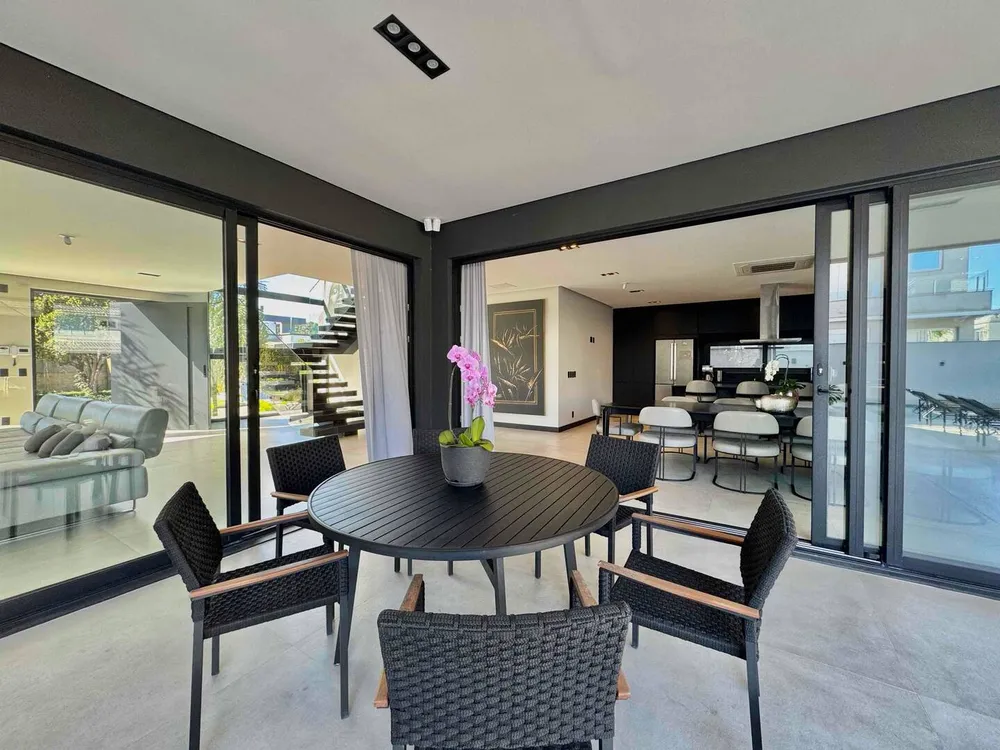 Casa, 5 quartos, 513 m² - Foto 1