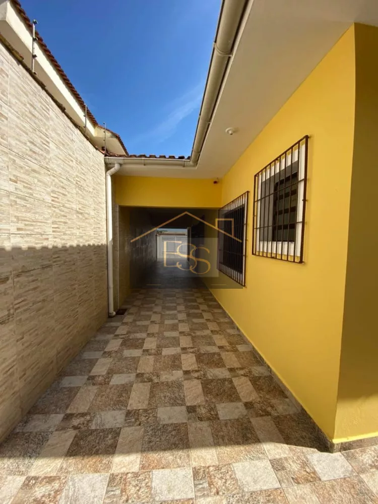 Casa à venda com 3 quartos, 192m² - Foto 2