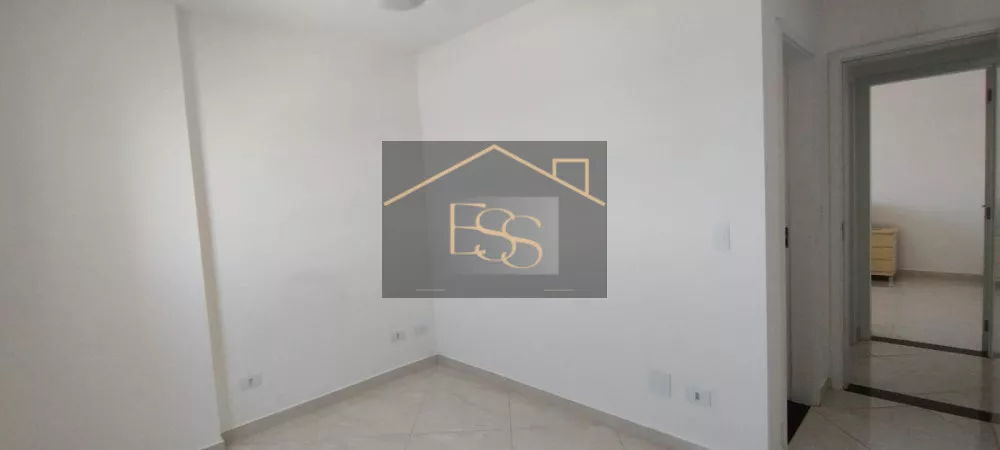 Apartamento à venda com 2 quartos, 66m² - Foto 2