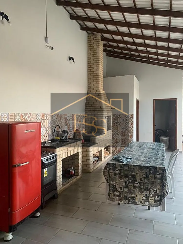 Casa, 4 quartos, 223 m² - Foto 1