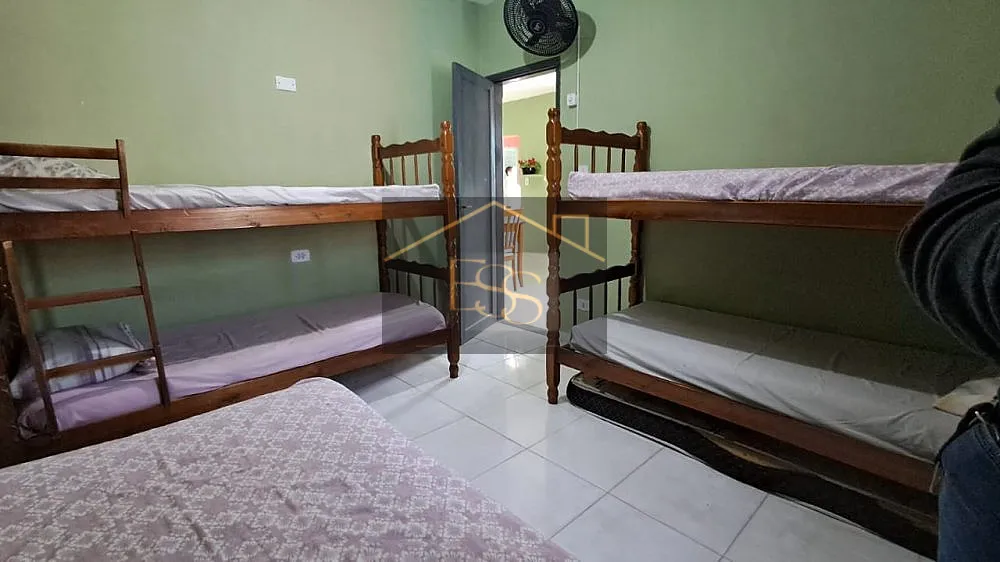 Casa, 6 quartos, 289 m² - Foto 1