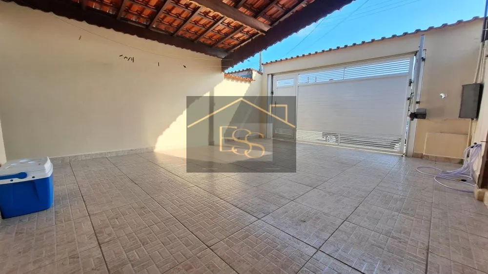 Casa à venda com 2 quartos, 75m² - Foto 4