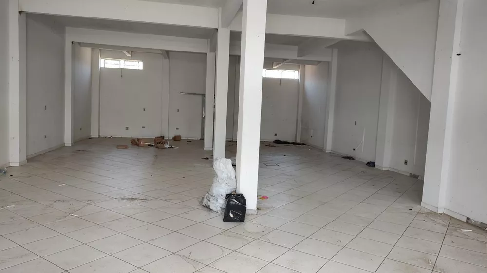 Prédio Inteiro para alugar, 200m² - Foto 3