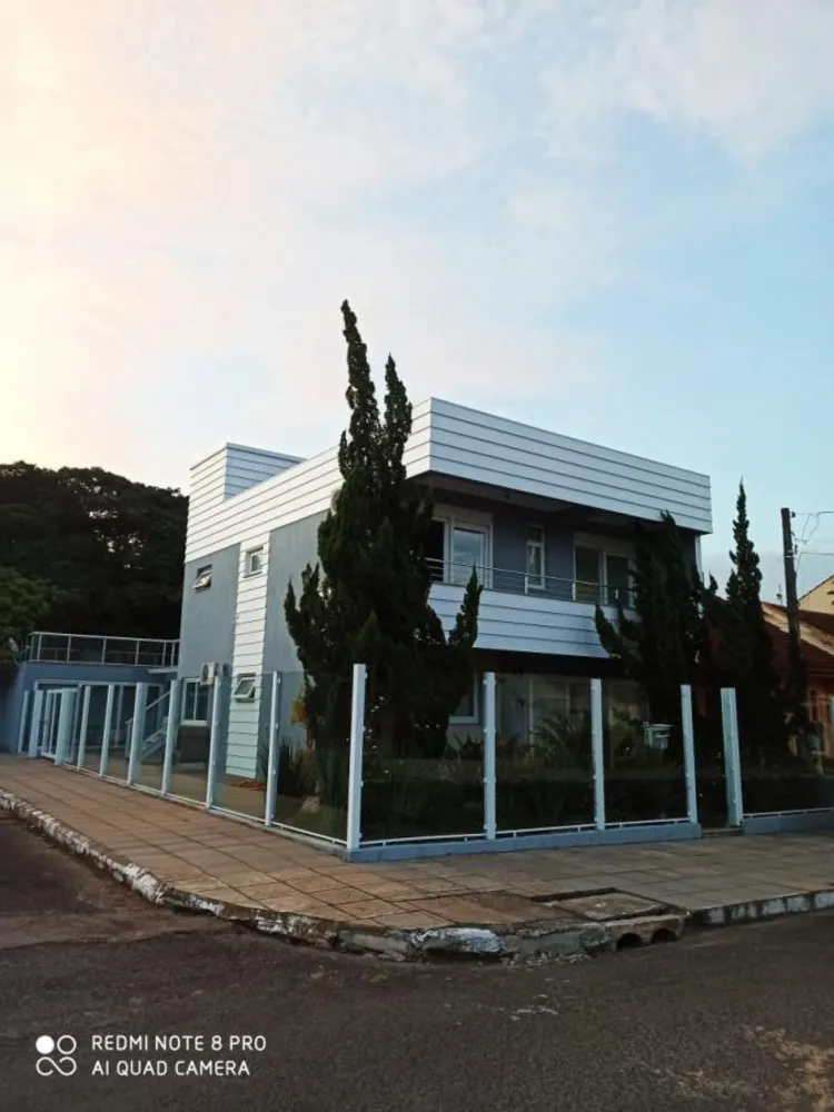 Casa, 3 quartos, 250 m² - Foto 1