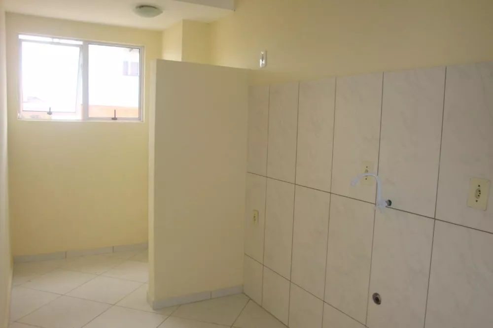 Apartamento à venda com 2 quartos, 53m² - Foto 2