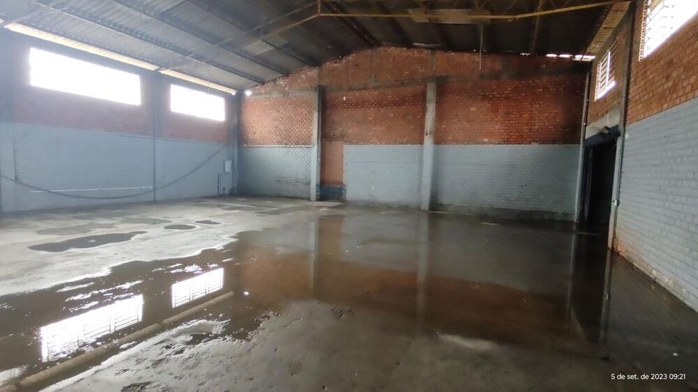Depósito-Galpão-Armazém para alugar, 500m² - Foto 4
