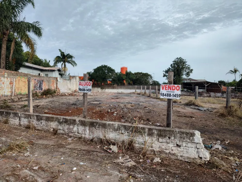 Terreno à venda, 1050m² - Foto 1