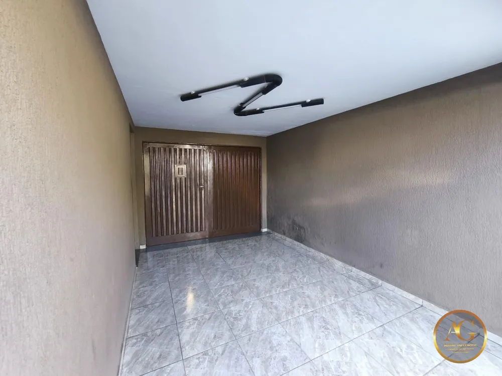 Casa, 3 quartos, 198 m² - Foto 1