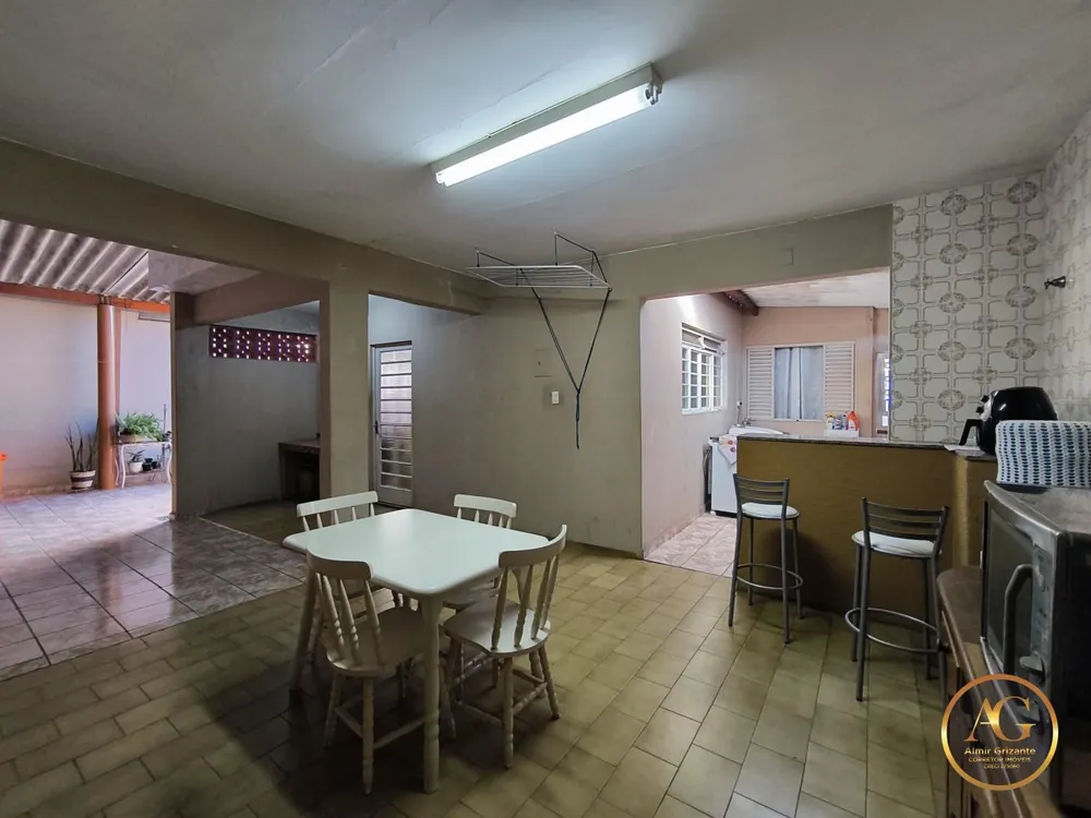 Casa, 3 quartos, 198 m² - Foto 13
