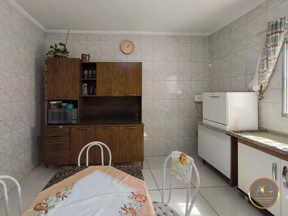 Casa, 4 quartos, 199 m² - Foto 9
