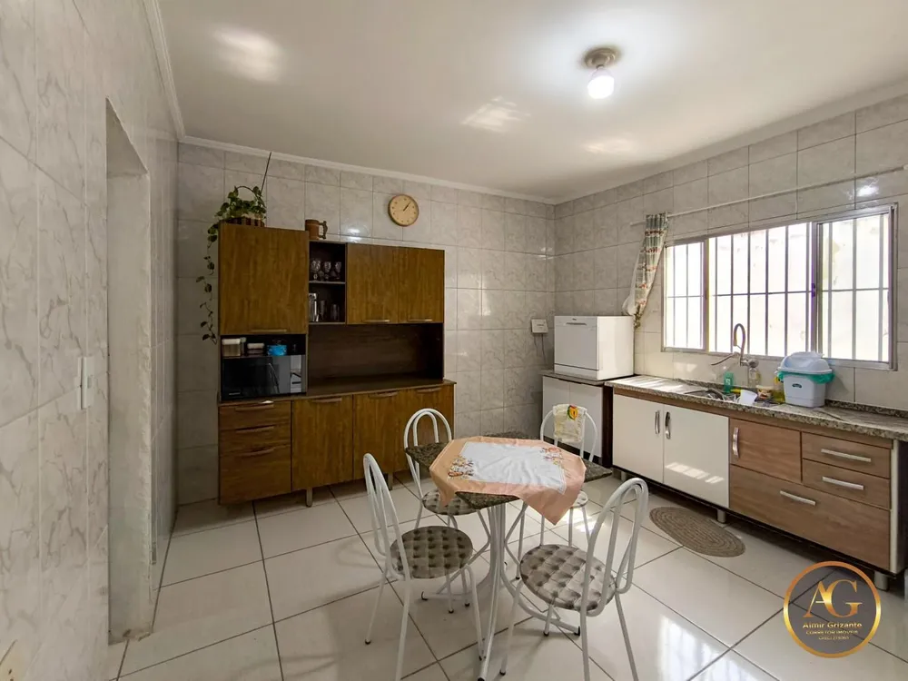 Casa, 4 quartos, 199 m² - Foto 8