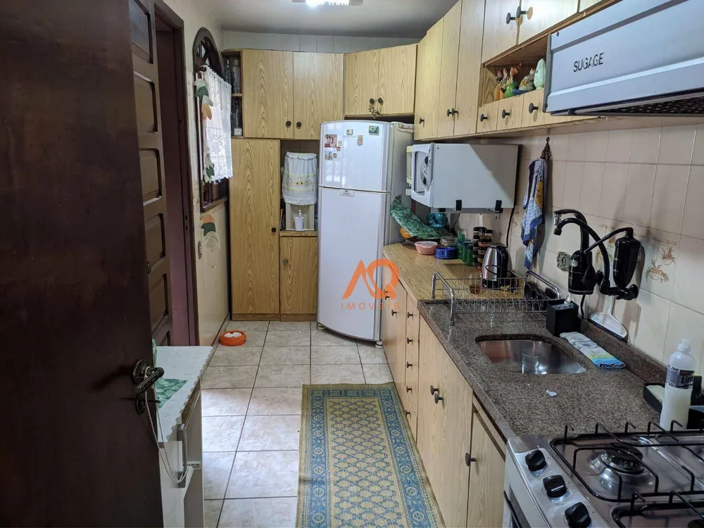 Sobrado, 3 quartos, 238 m² - Foto 2