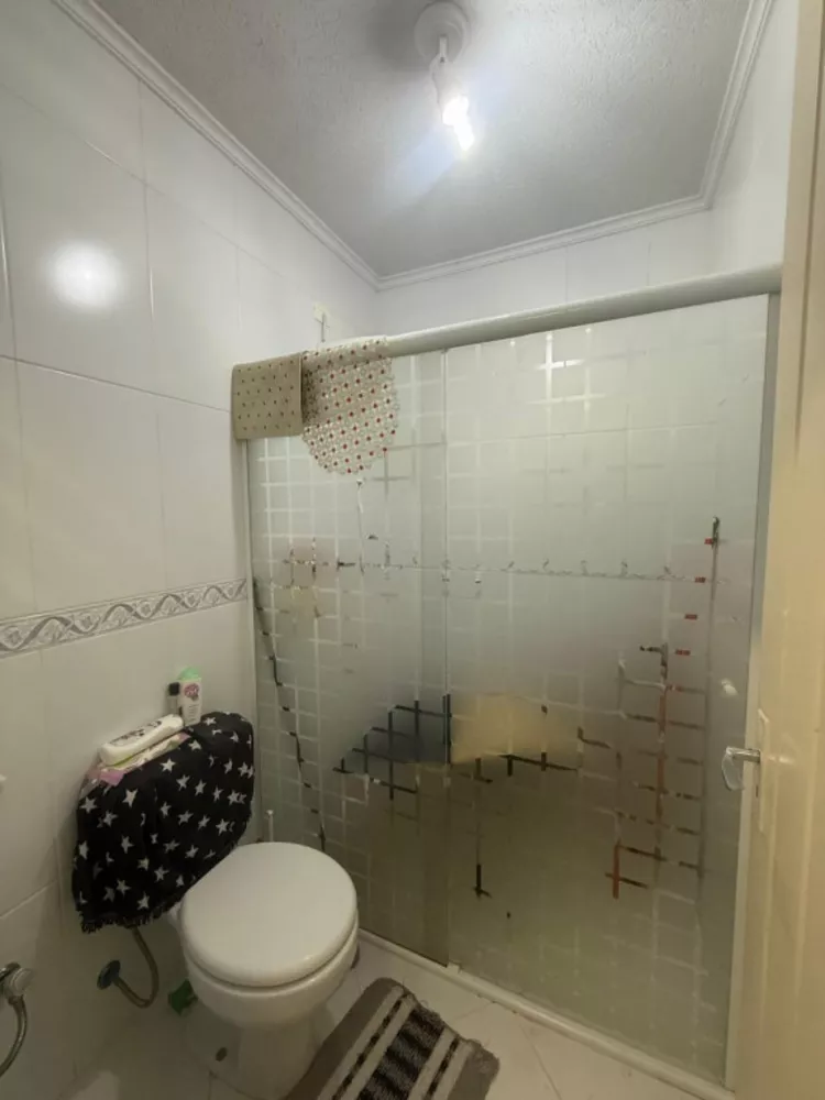 Casa, 3 quartos, 200 m² - Foto 2