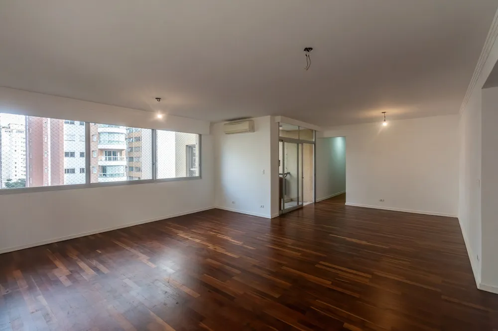 Apartamento, 3 quartos, 160 m² - Foto 1