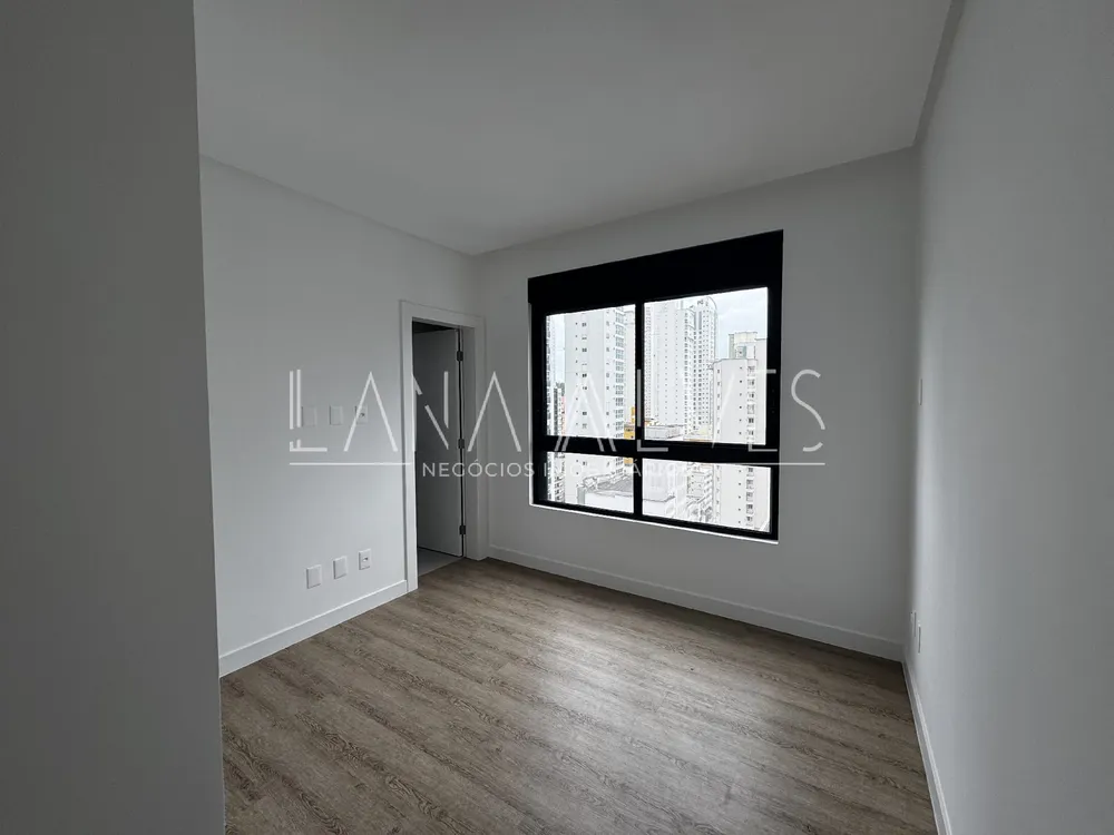 Apartamento, 4 quartos, 146 m² - Foto 2