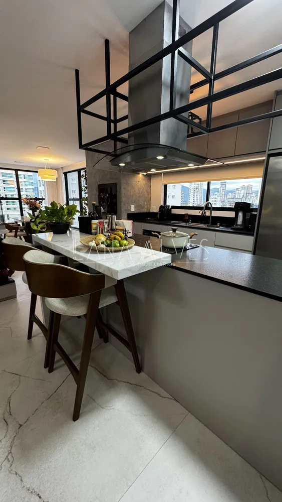 Apartamento, 3 quartos, 100 m² - Foto 1