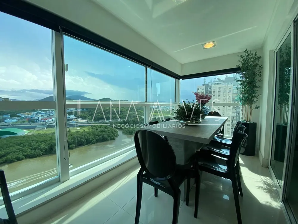 Apartamento, 3 quartos, 121 m² - Foto 1