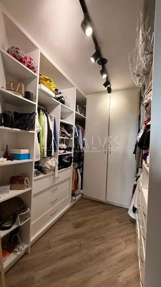 Casa, 4 quartos, 300 m² - Foto 4