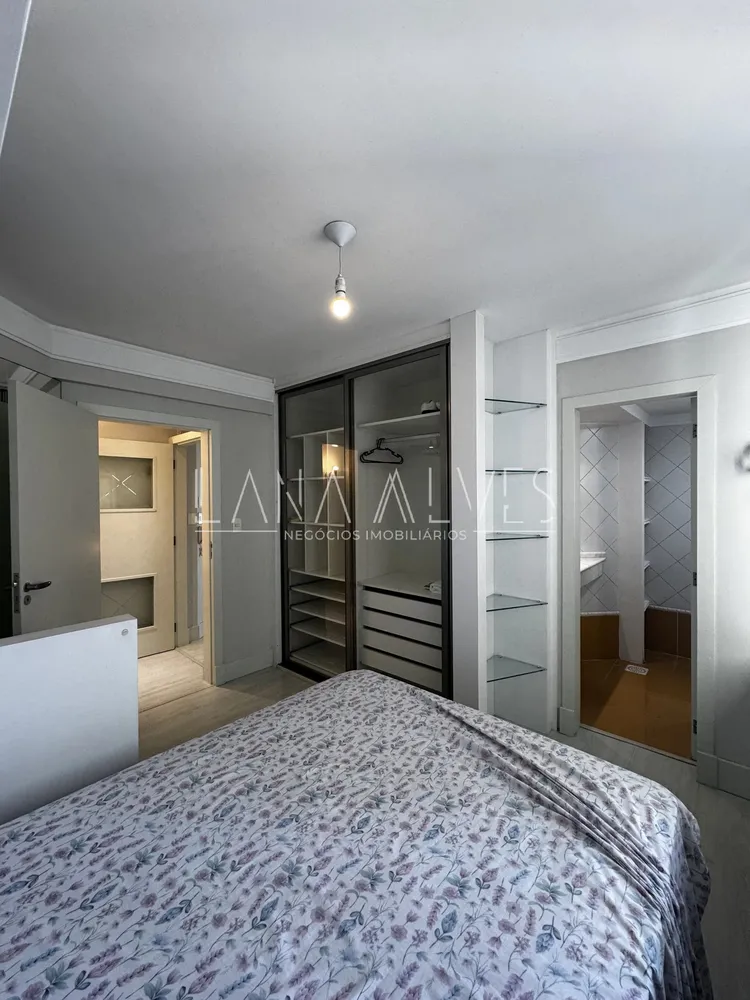 Apartamento, 3 quartos, 186 m² - Foto 2