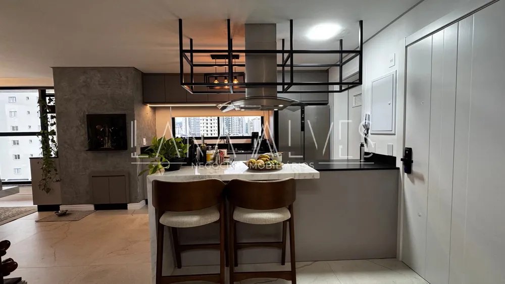 Apartamento, 3 quartos, 100 m² - Foto 1