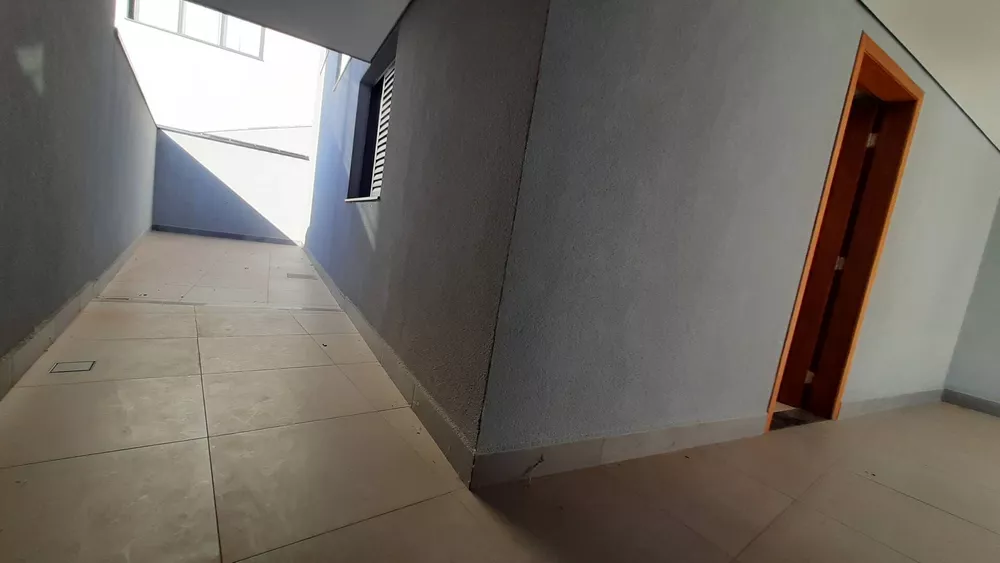 Casa à venda com 3 quartos, 231m² - Foto 5