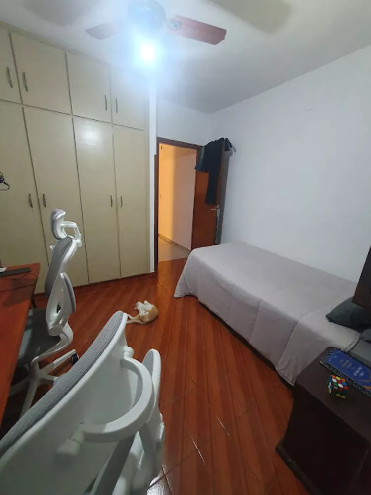 Casa à venda com 2 quartos, 89m² - Foto 2