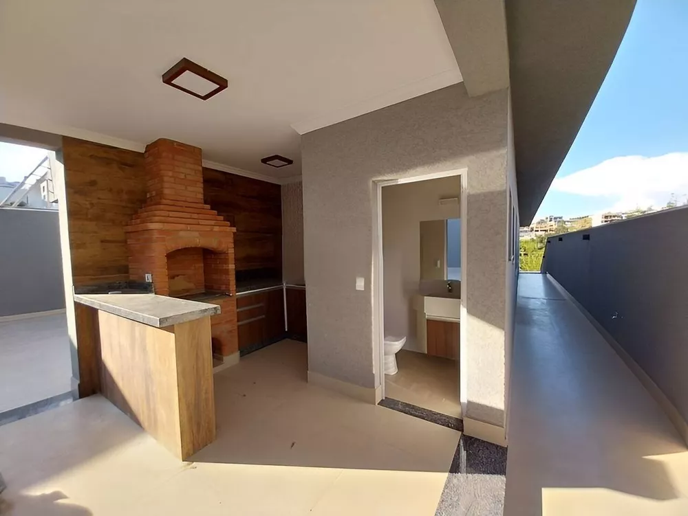 Casa à venda e aluguel com 4 quartos, 310m² - Foto 4