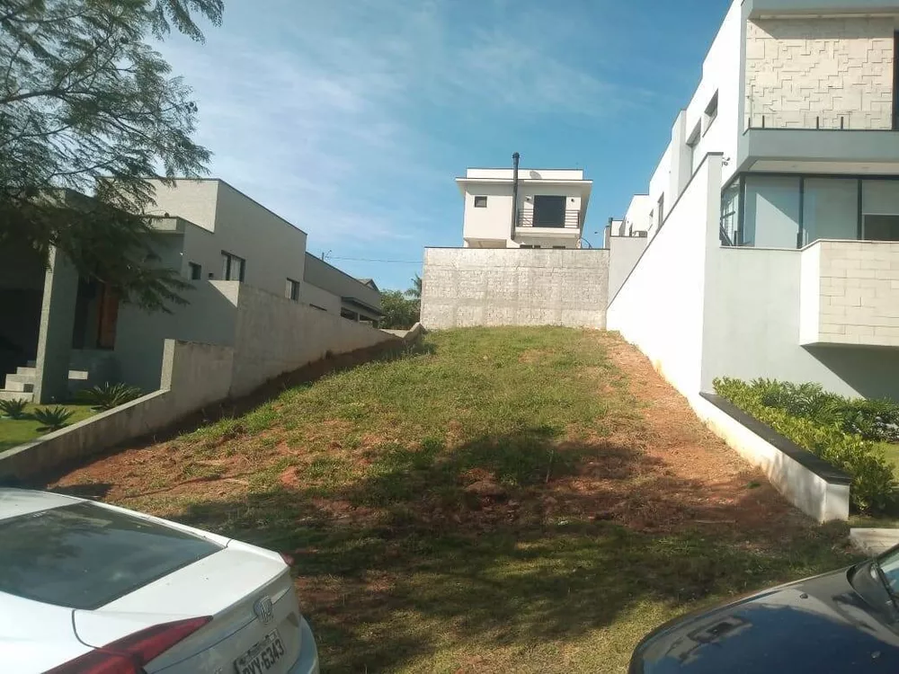 Terreno à venda, 300m² - Foto 1