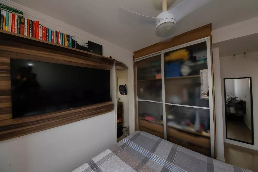 Apartamento à venda com 2 quartos, 52m² - Foto 2