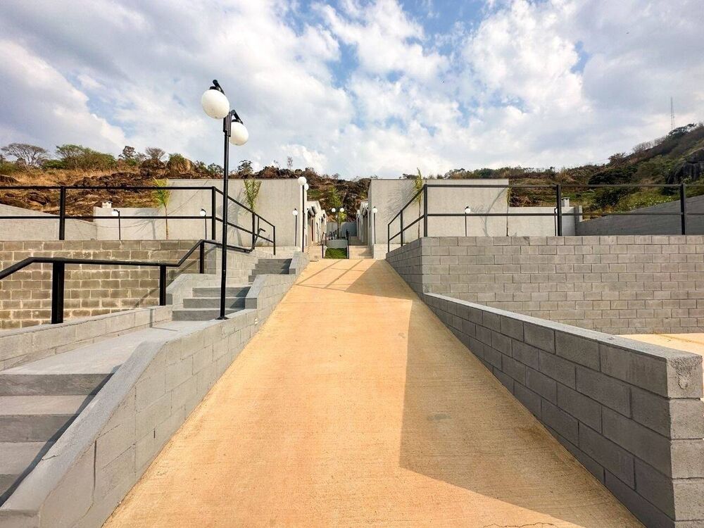 Casa à venda com 2 quartos, 50m² - Foto 3
