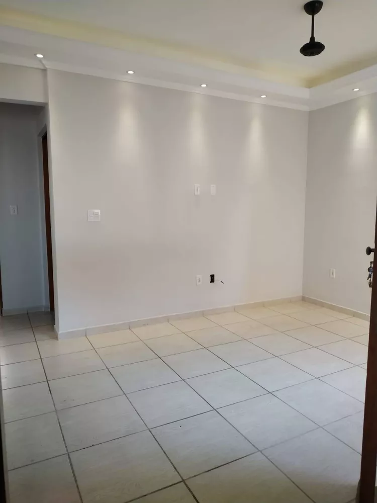 Apartamento à venda com 2 quartos, 49m² - Foto 4