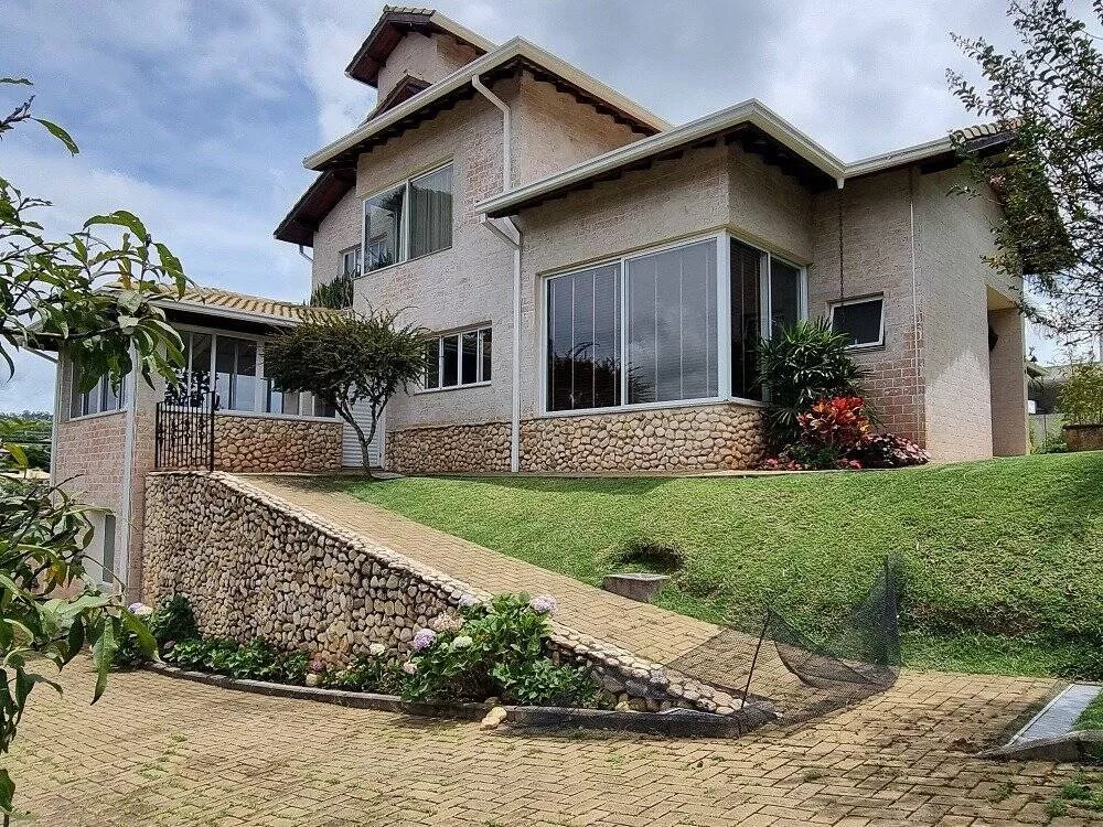 Casa de Condomínio à venda com 4 quartos, 350m² - Foto 2