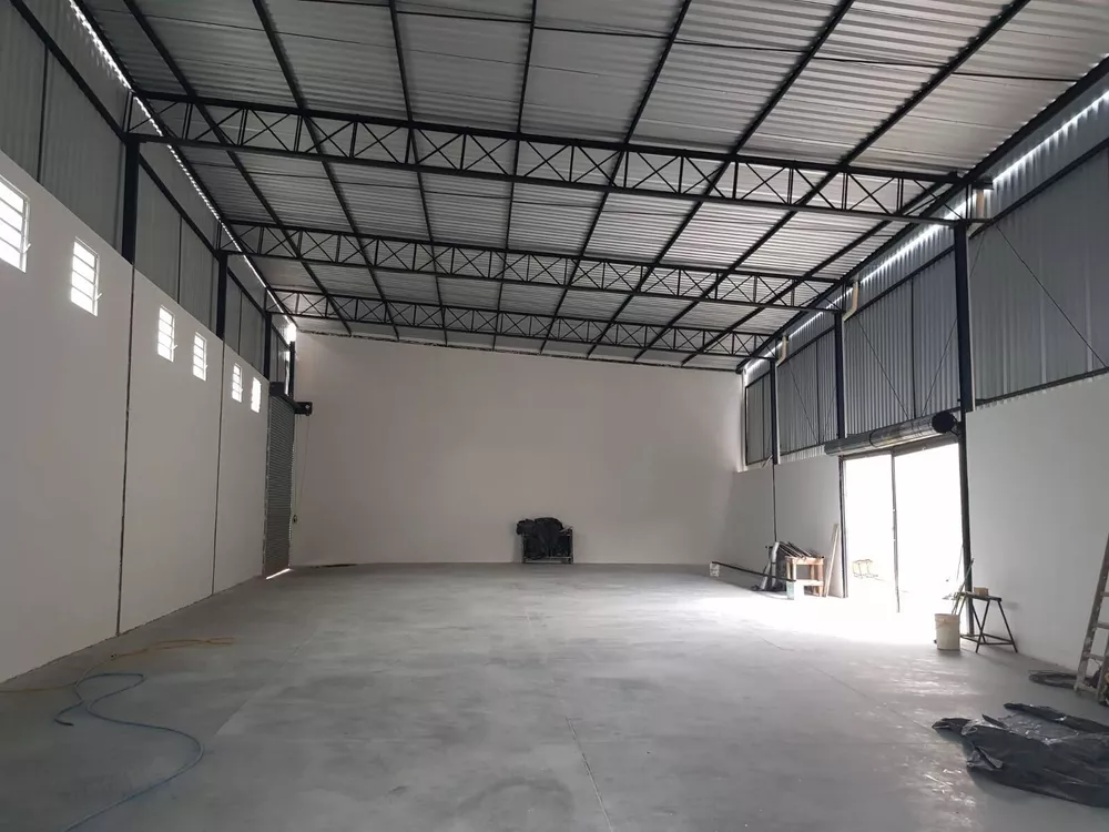 Depósito-Galpão-Armazém para alugar, 350m² - Foto 1