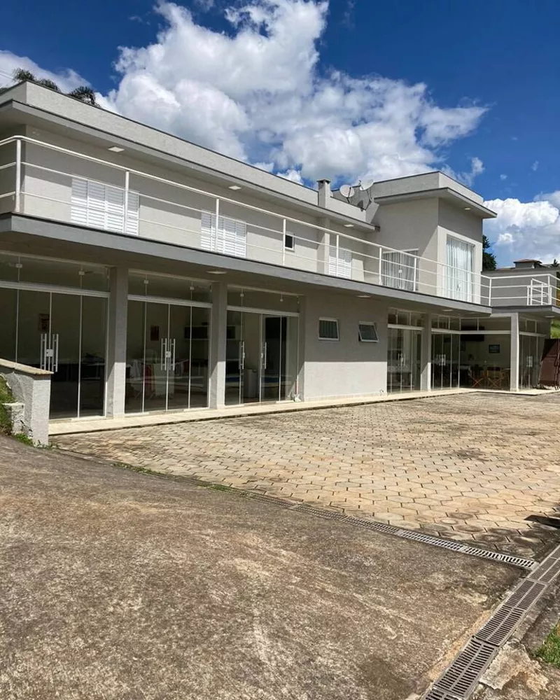 Fazenda à venda com 2 quartos, 350m² - Foto 1