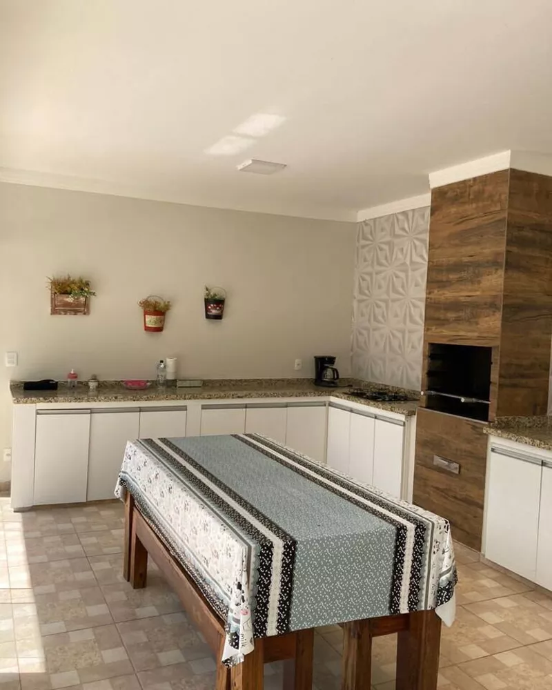 Fazenda à venda com 2 quartos, 350m² - Foto 3