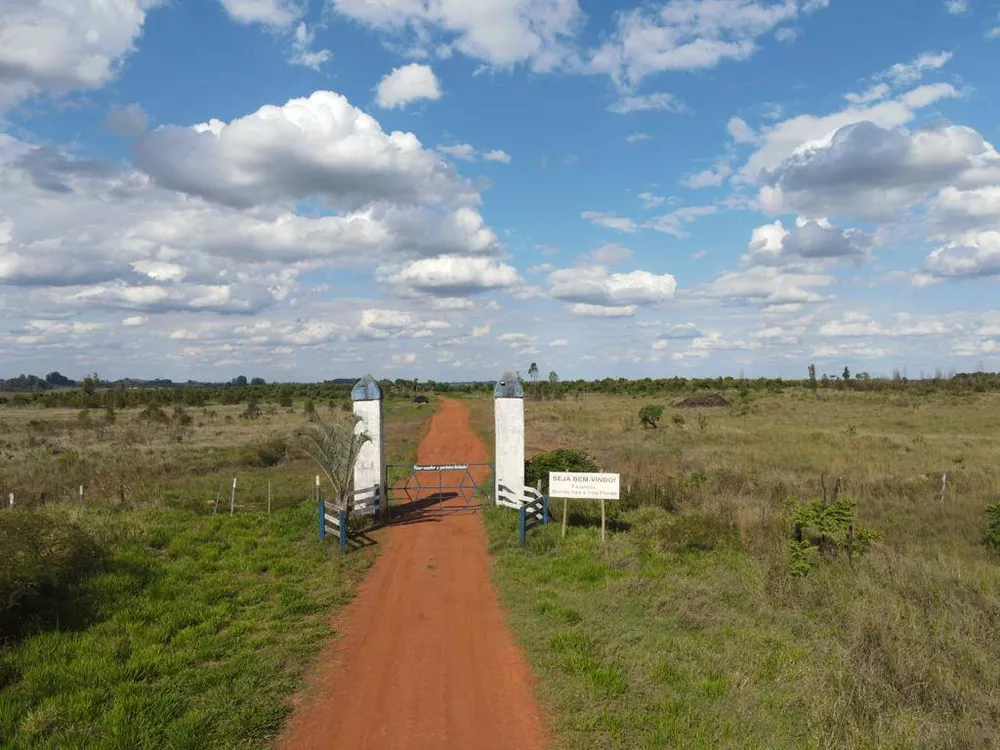 Fazenda à venda com 8 quartos, 399m² - Foto 3