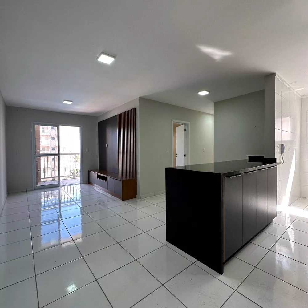 Apartamento para alugar com 3 quartos, 86m² - Foto 1