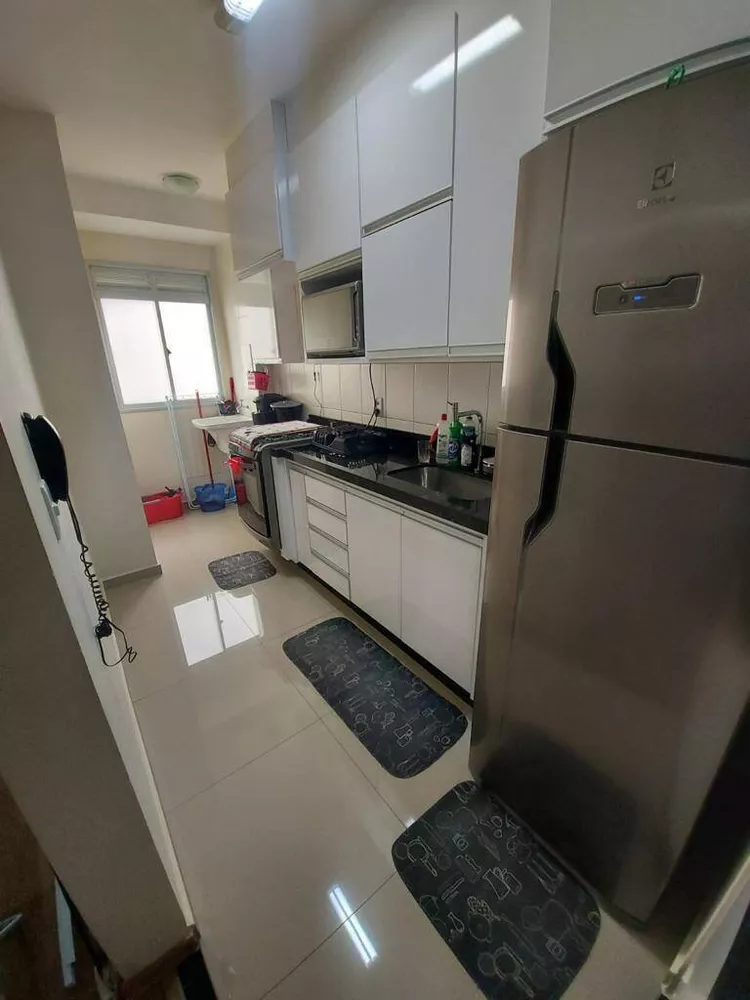 Apartamento à venda com 2 quartos, 50m² - Foto 2