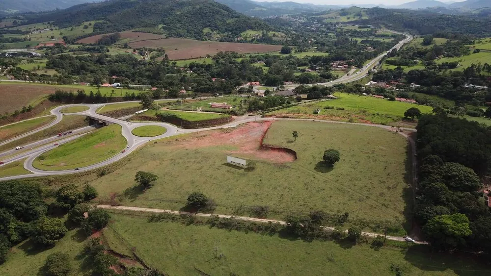 Terreno à venda, 44000m² - Foto 1