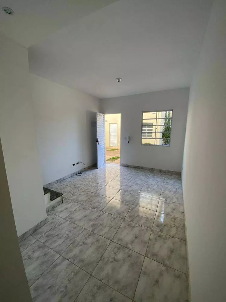 Casa de Condomínio à venda com 2 quartos, 58m² - Foto 2